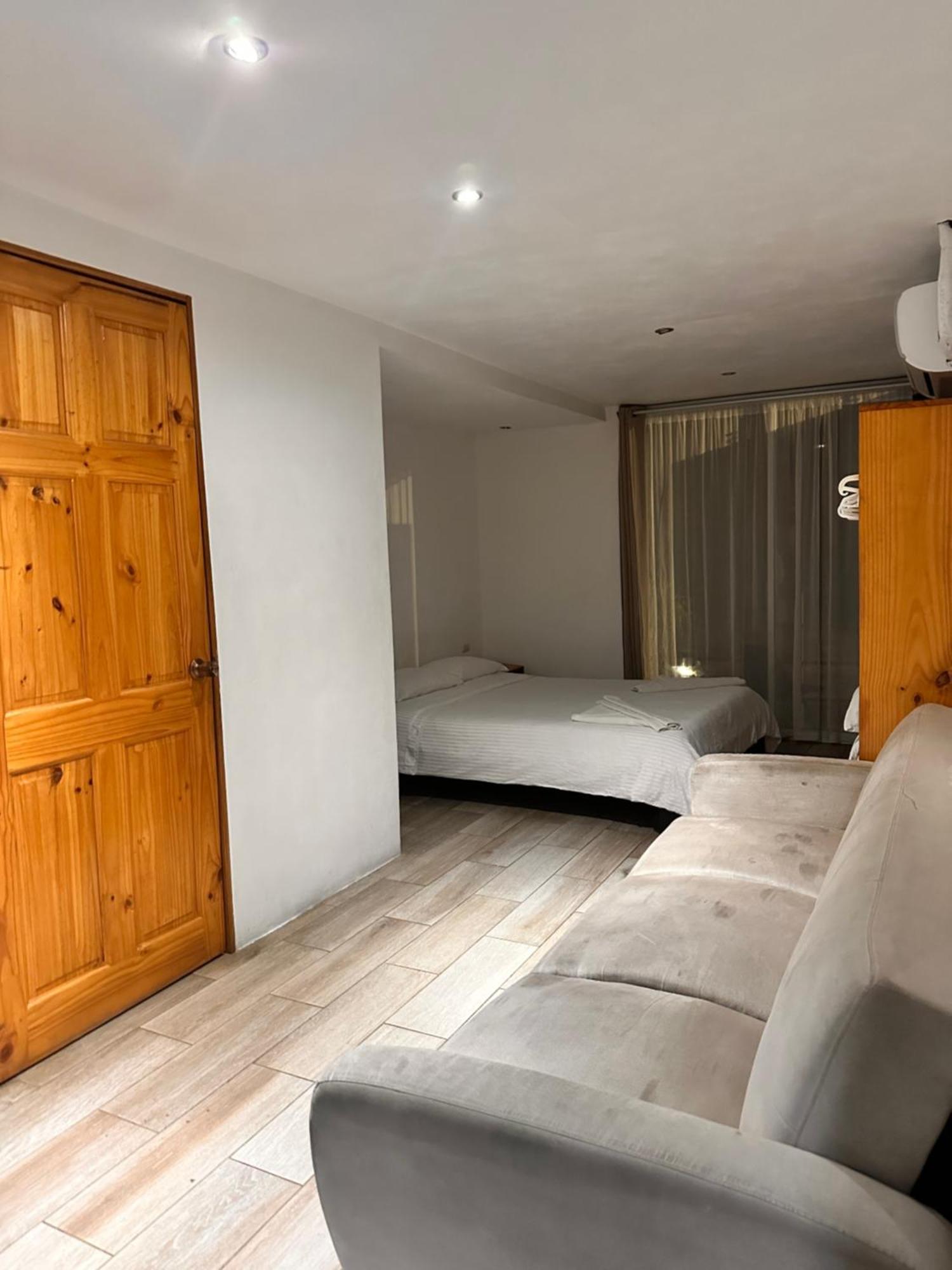 Hotel Bamboo Хако Экстерьер фото