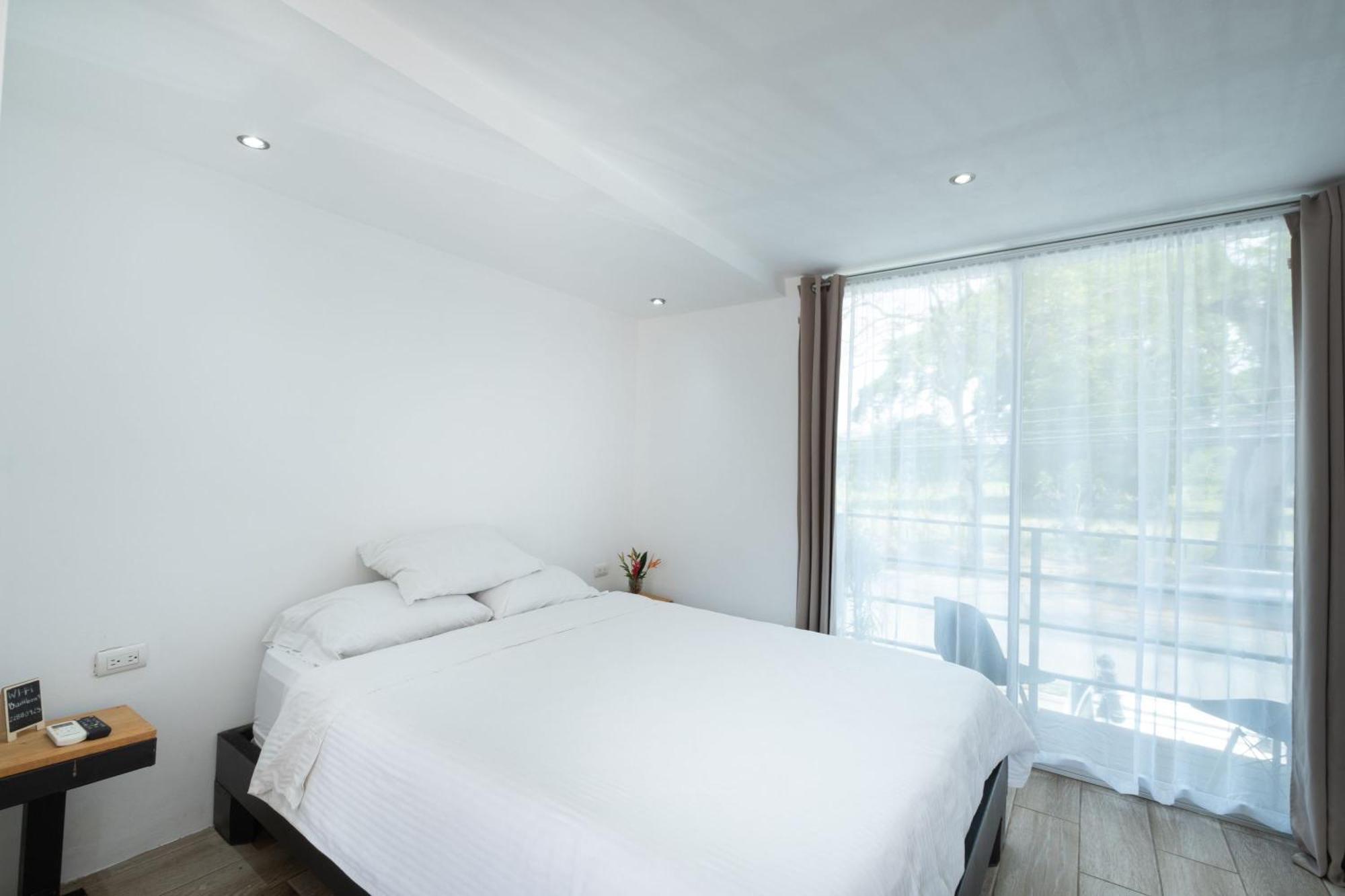 Hotel Bamboo Хако Экстерьер фото