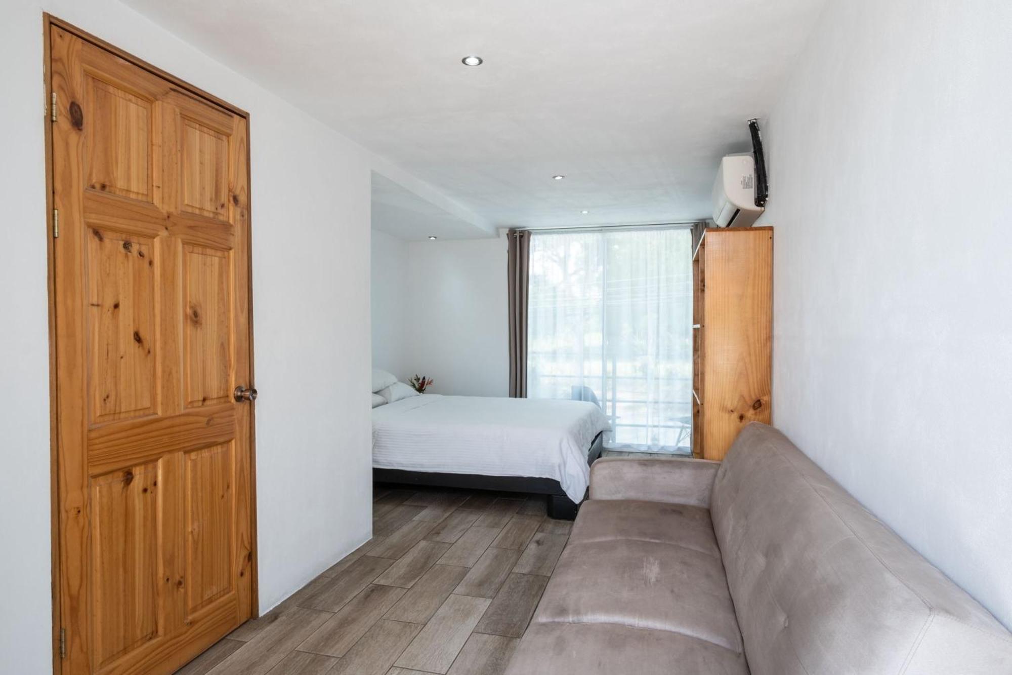 Hotel Bamboo Хако Экстерьер фото